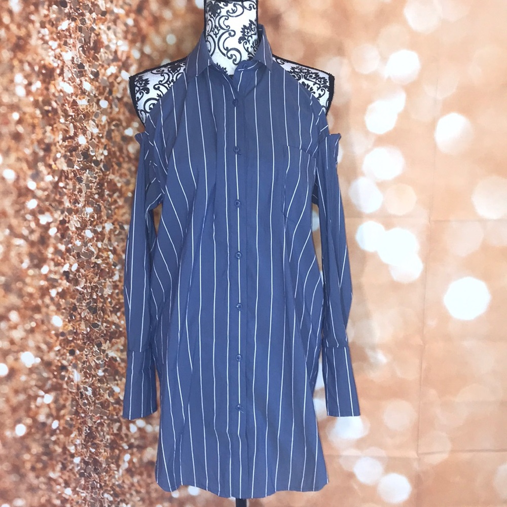Kendall & Kylie striped button down dress